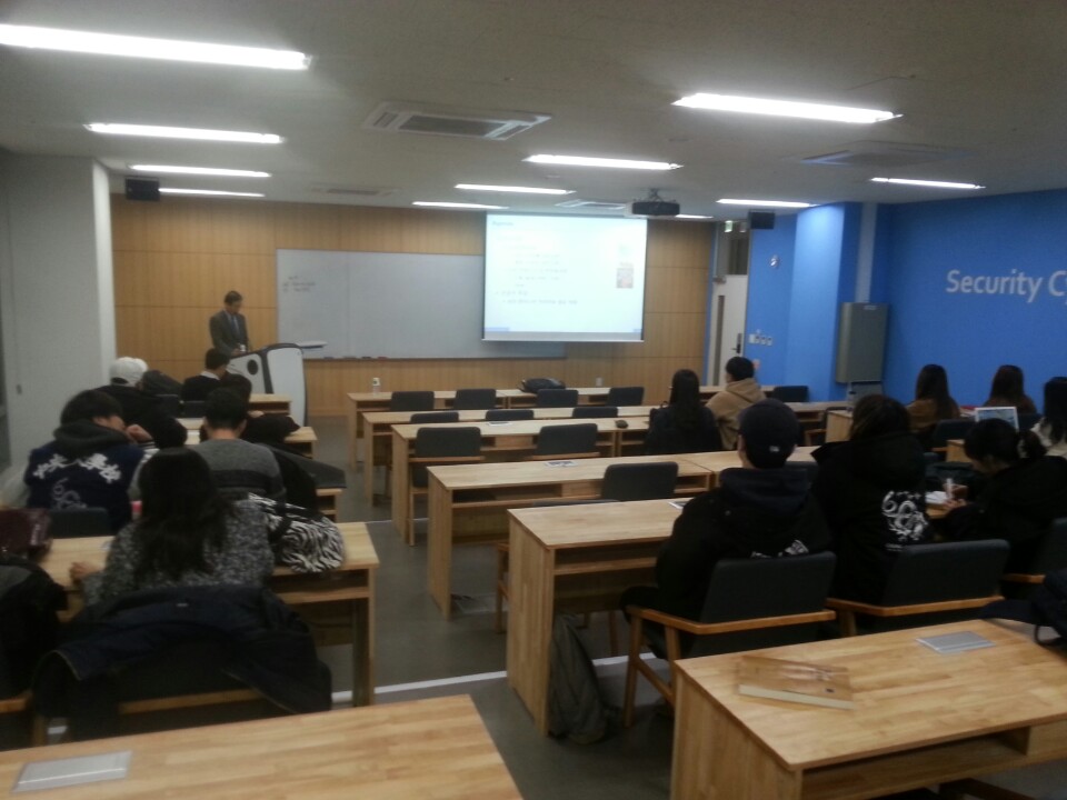 강의사진4.jpg